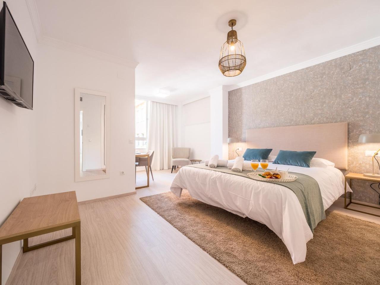 Malagueta Sea View - Premium Apartment Málaga Dış mekan fotoğraf