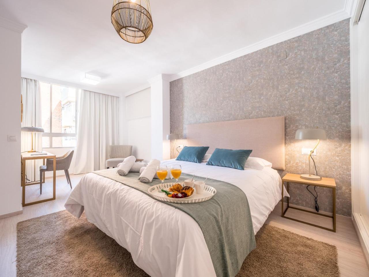Malagueta Sea View - Premium Apartment Málaga Dış mekan fotoğraf